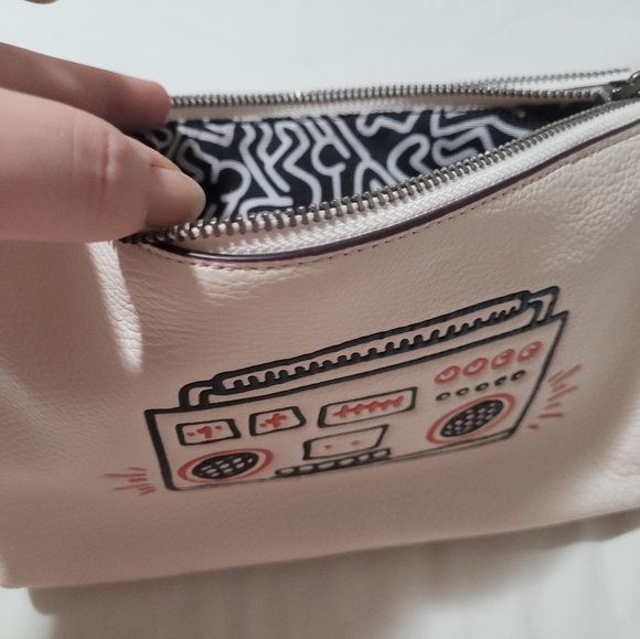 COACH × Keith Haring Boombox Bag - Picture 6 of 9